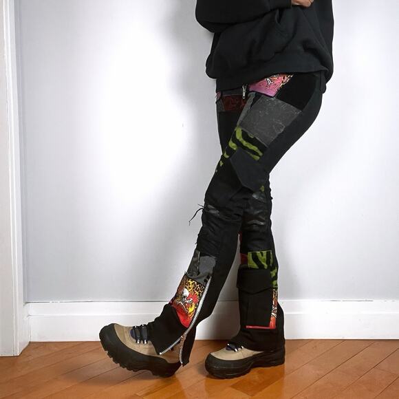 Rare Y2K Serious Los Angeles Patchwork Pants LA Clothing Black Jeans Goth Punk - Picture 3 of 16